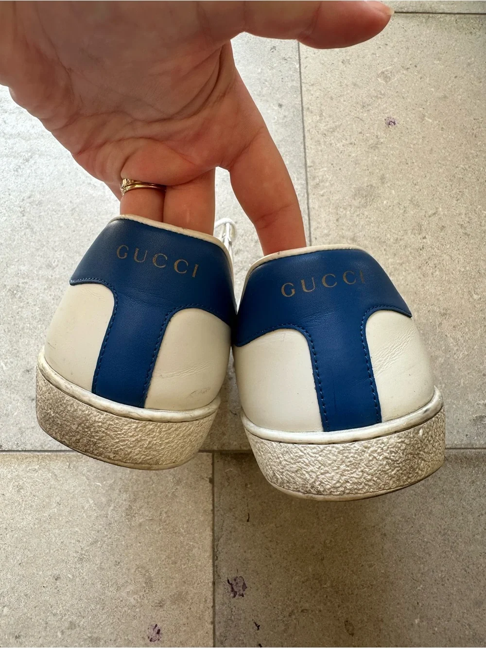Gucci White Leather Low-Top Sneakers with Blue Heel and Embroidered Bee